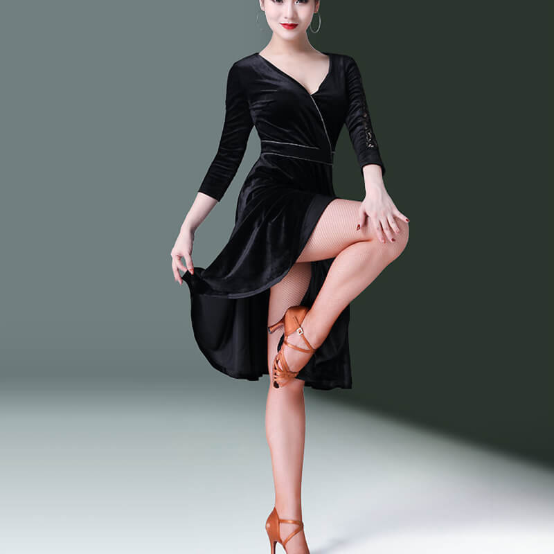 Womens A-Line Knee-Length Crew Neck Long Sleeve Latin Dress with Lace DANCEYM Womens A-Line Knee-Length Crew Neck Long Sleeve Latin Dress with Lace DANCEYM