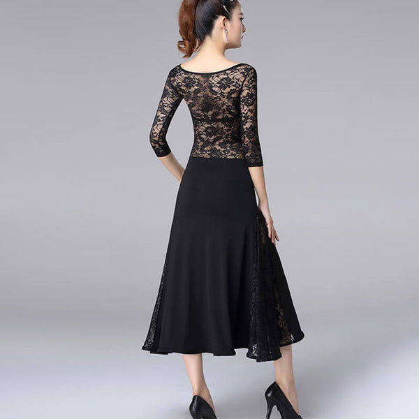 Floral Embroidery Crew Neck Ballroom Dress with Lace